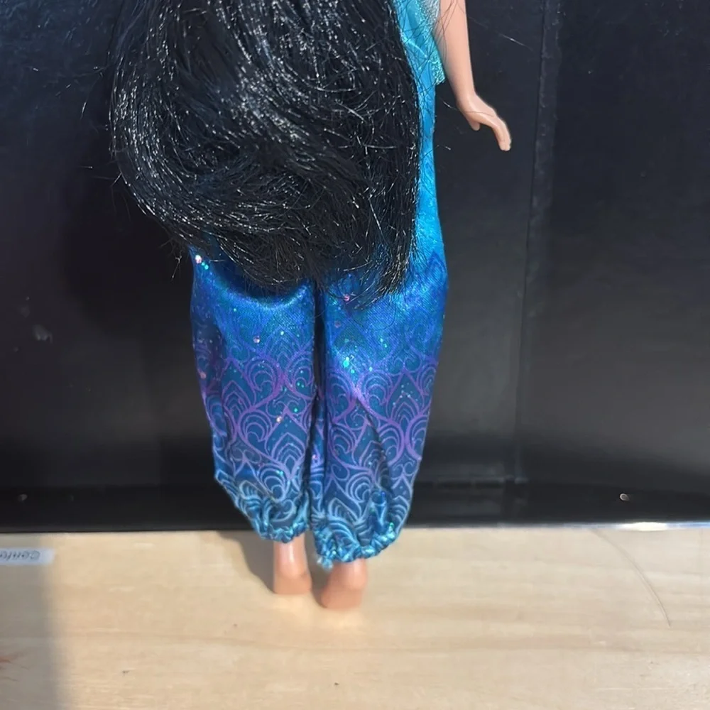 Disney Princess Jasmin Doll from Aladdin - Picture 4 of 4